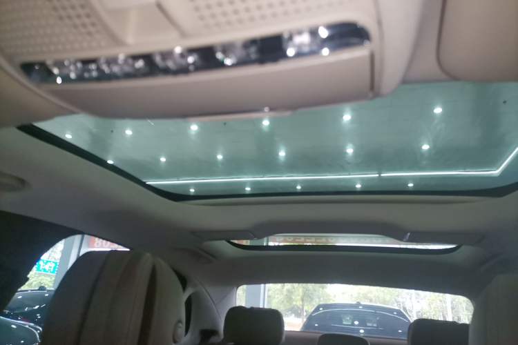 Used Mercedes-Benz E-Class 2022 Revised Version E 300 L Fashion Edition Headliner