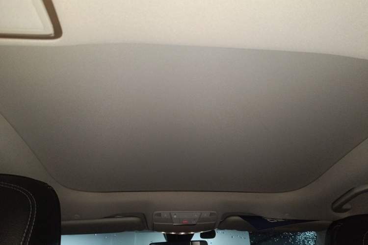 Used Mercedes-Benz E-Class 2022 E 260 L Headliner