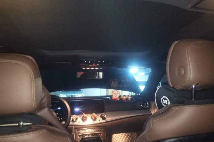 Used Mercedes-Benz E-Class 2022 Second Facelift E 300 L Sport Luxury Edition Headliner