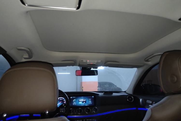Used Mercedes-Benz E-Class 2022 Updated E 300 L Luxury Edition Headliner