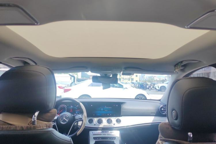 Used Mercedes-Benz E-Class 2022 E 300 L Stylish Model Headliner