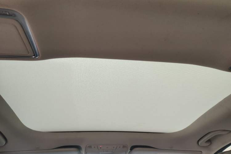 Used Mercedes-Benz E-Class 2022 E 260 L Headliner