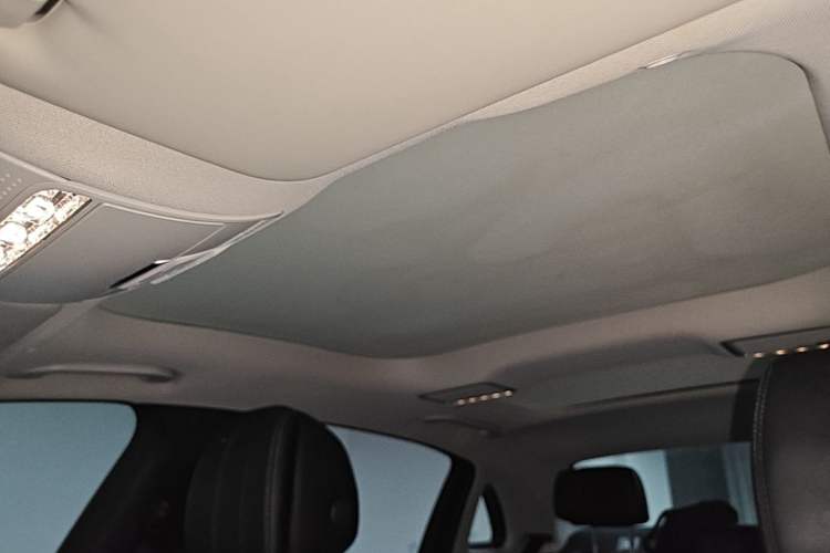 Used Mercedes-Benz E-Class 2022 Revised E 300 L Sporty and Stylish Edition Headliner