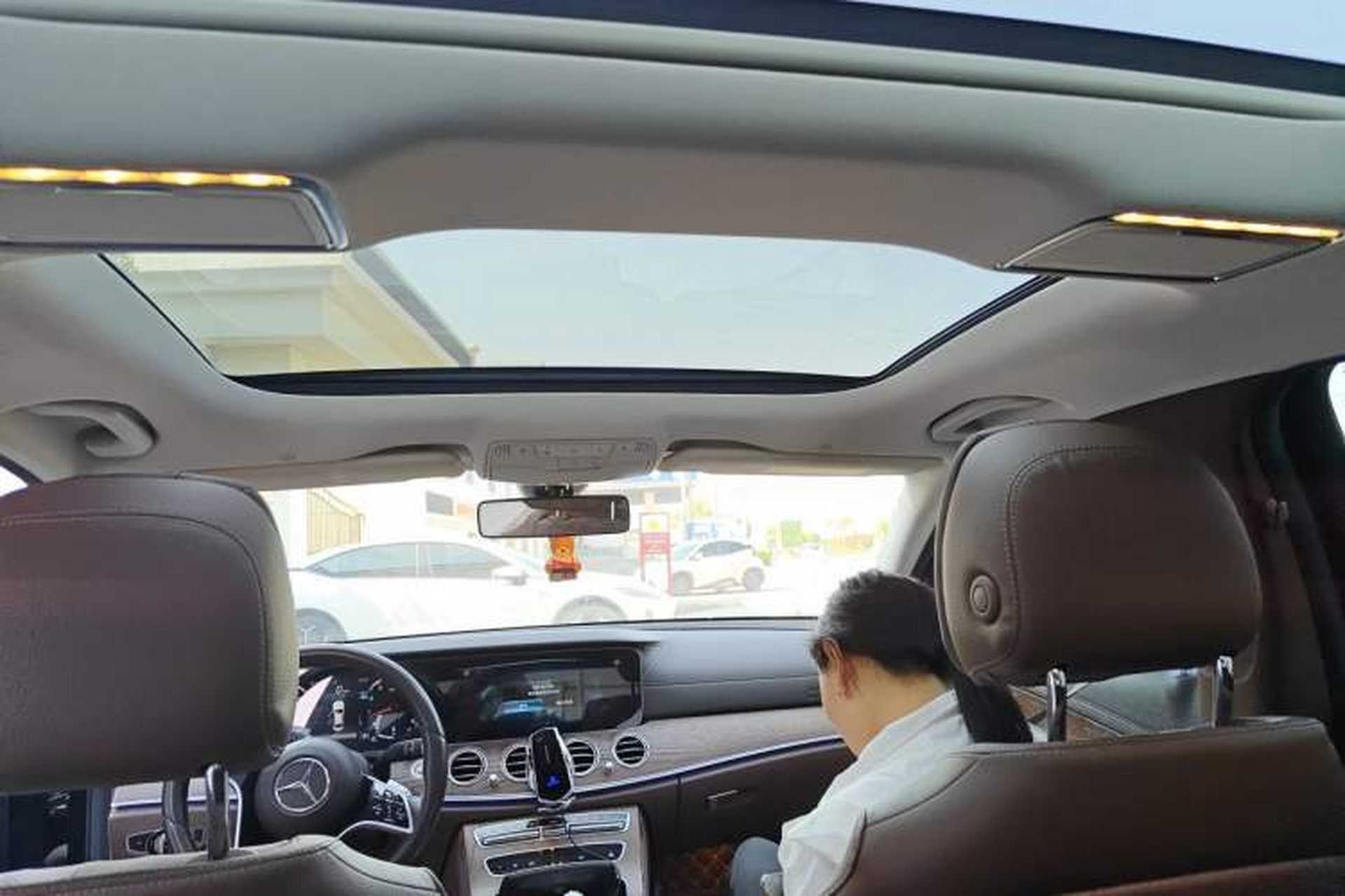 Used Mercedes-Benz E-Class 2022 Second Facelift E 300 L Luxury Edition Headliner
