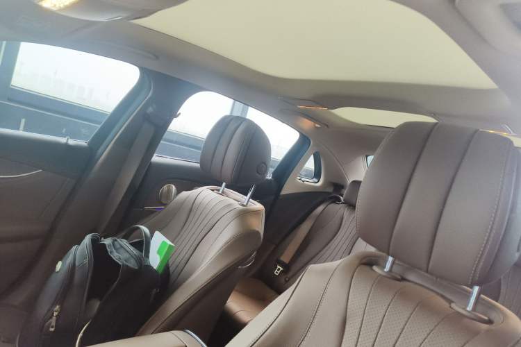 Used Mercedes-Benz E-Class 2022 E 300 L Luxury Model Headliner