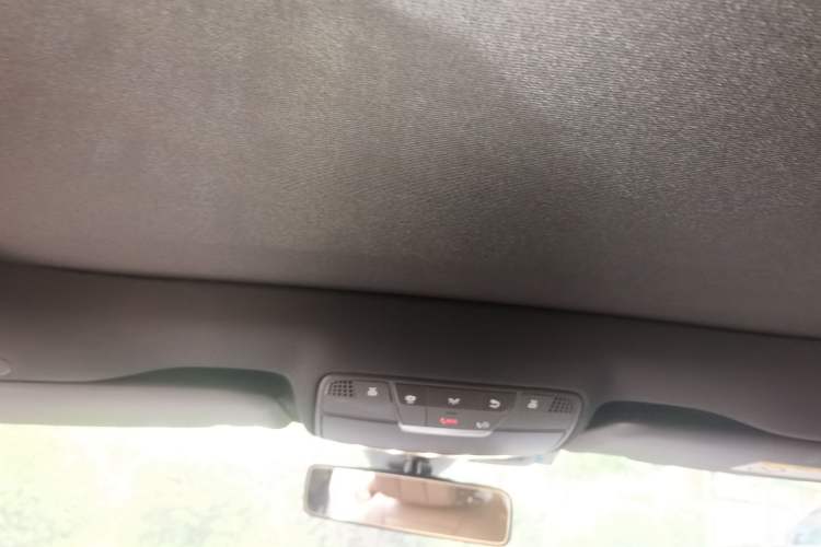Used Mercedes-Benz E-Class 2022 E 260 L Sport Edition Headliner