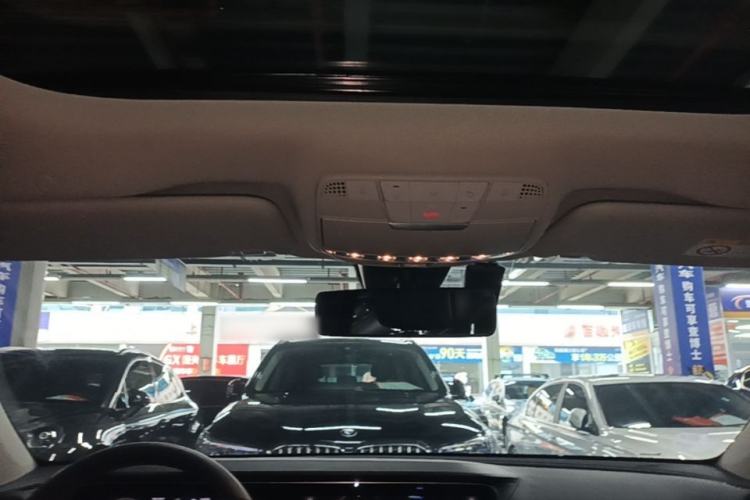 Used Mercedes-Benz E-Class 2022 E 300 L Sporty and Stylish Model Headliner