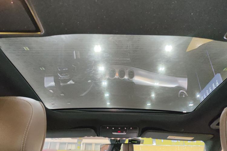 Used Mercedes-Benz E-Class 2022 Revised Version E 300 L Sporty and Stylish Edition Headliner