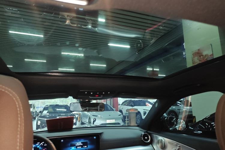 Used Mercedes-Benz E-Class 2022 Revised Version E 300 L Sport Luxury Edition Headliner