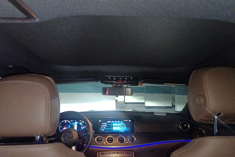 Used Mercedes-Benz E-Class 2022 Second Facelift E 260 L Sport Edition Headliner