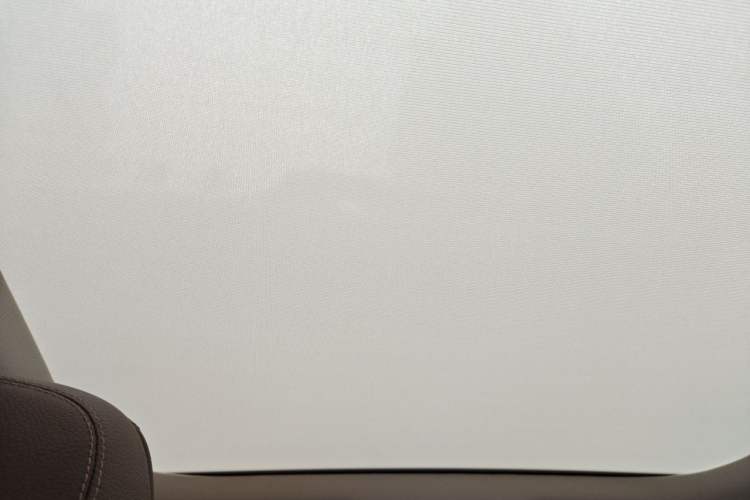 Used Mercedes-Benz E-Class 2022 Second Facelift E 300 L Luxury Edition Headliner