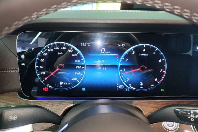 Used Mercedes-Benz E-Class 2022 Second Facelift E 260 L Instrument Cluster