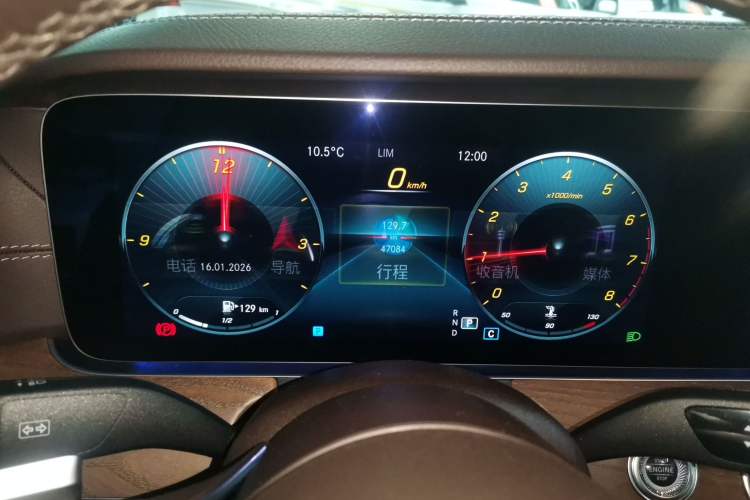 Used Mercedes-Benz E-Class 2022 E 260 L 4MATIC Instrument Cluster