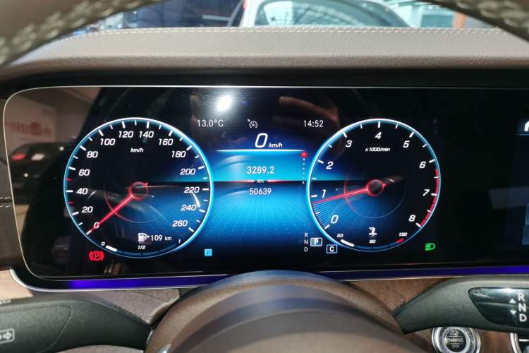 Used Mercedes-Benz E-Class 2022 Second Facelift E 300 L Luxury Edition Instrument Cluster