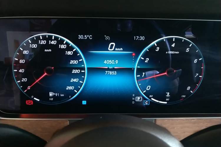 Used Mercedes-Benz E-Class 2022 Second Facelift E 300 L Luxury Edition Instrument Cluster