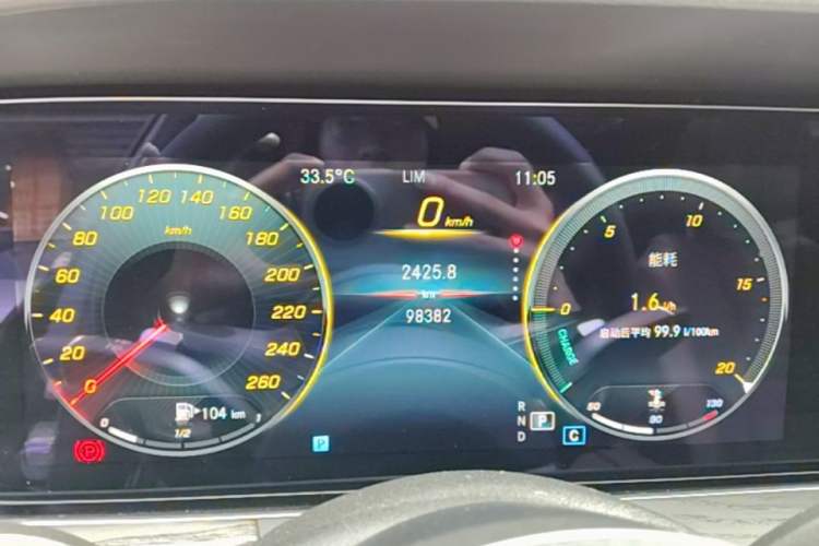 Used Mercedes-Benz E-Class 2022 Revised E 300 L Sporty and Stylish Edition Instrument Cluster