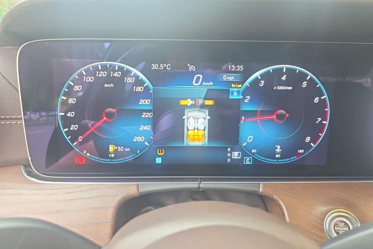 Used Mercedes-Benz E-Class 2022 E 300 L Luxury Model Instrument Cluster