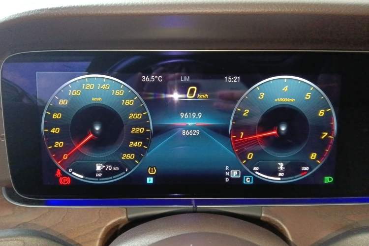 Used Mercedes-Benz E-Class 2022 Second Facelift E 300 L Luxury Edition Instrument Cluster