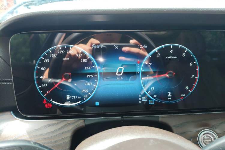Used Mercedes-Benz E-Class 2022 Revised Version E 300 L Fashion Edition Instrument Cluster