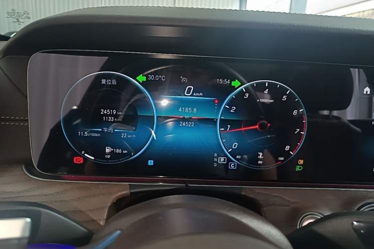 Used Mercedes-Benz E-Class 2022 Revised Version E 300 L Fashion Edition Instrument Cluster