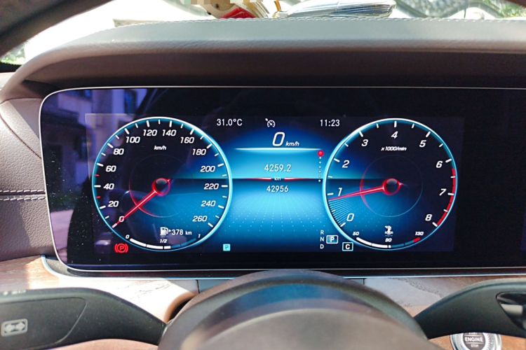 Used Mercedes-Benz E-Class 2022 Revised Version E 300 L Luxury Edition Instrument Cluster