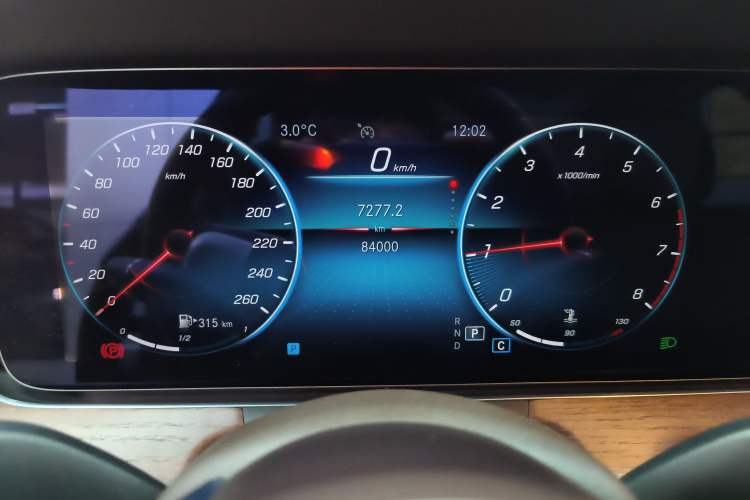 Used Mercedes-Benz E-Class 2022 Second Facelift E 300 L Luxury Edition Instrument Cluster