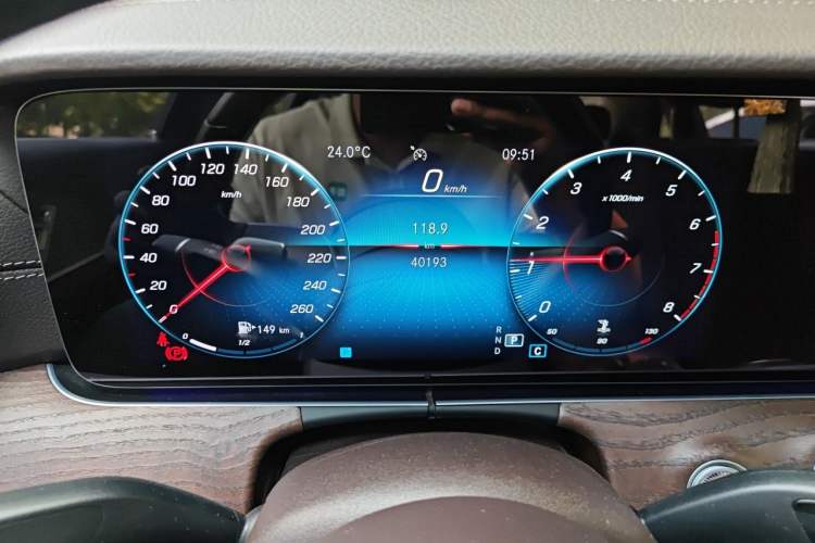 Used Mercedes-Benz E-Class 2022 Revised Version E 300 L Fashion Edition Instrument Cluster