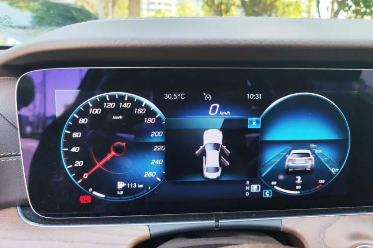 Used Mercedes-Benz E-Class 2022 E 300 L Stylish Model Instrument Cluster