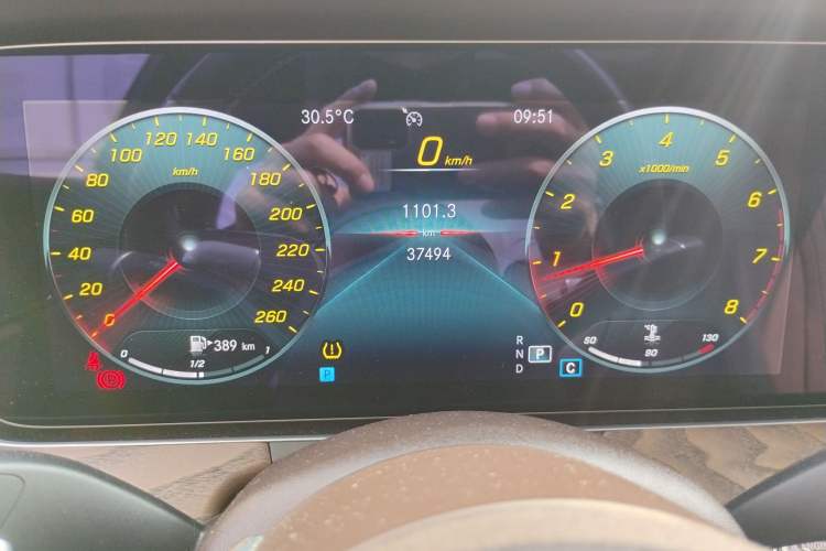Used Mercedes-Benz E-Class 2022 Revised Version E 300 L Luxury Edition Instrument Cluster