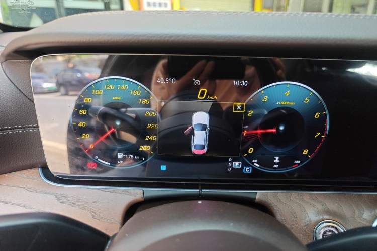 Used Mercedes-Benz E-Class 2022 Updated E 300 L Luxury Edition Instrument Cluster