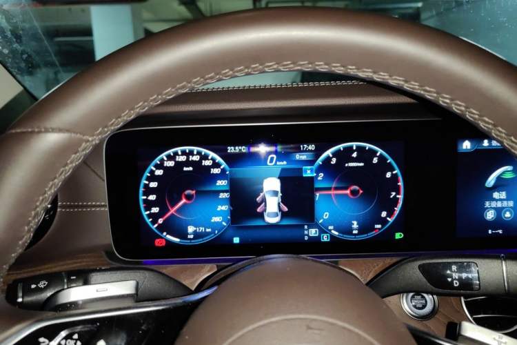 Used Mercedes-Benz E-Class 2022 Updated E 300 L Luxury Edition Instrument Cluster