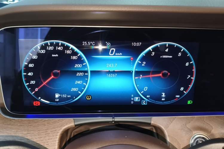 Used Mercedes-Benz E-Class 2022 E 300 L Luxury Model Instrument Cluster