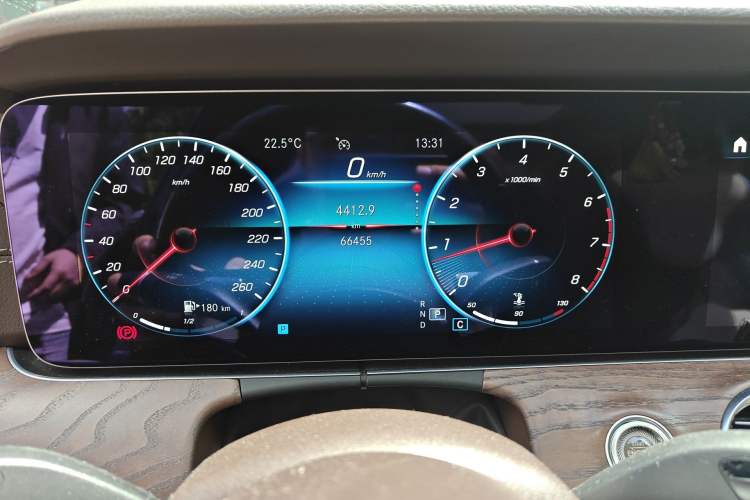 Used Mercedes-Benz E-Class 2022 Revised Version E 300 L Fashion Edition Instrument Cluster