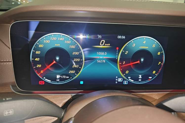 Used Mercedes-Benz E-Class 2022 Revised Version E 300 L Luxury Edition Instrument Cluster
