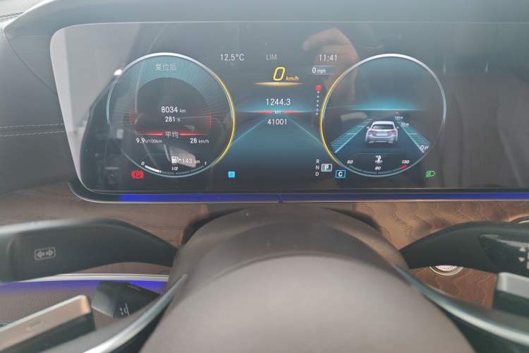 Used Mercedes-Benz E-Class 2022 Updated E 300 L Luxury Edition Instrument Cluster