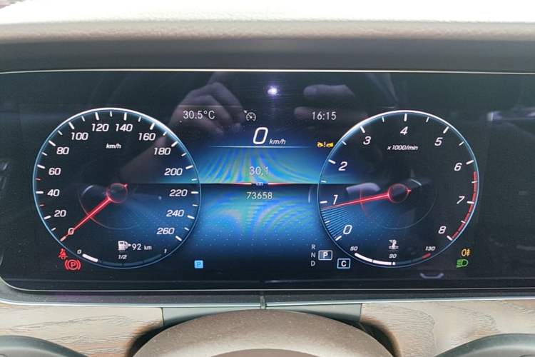 Used Mercedes-Benz E-Class 2022 Revised Version E 300 L Luxury Edition Instrument Cluster