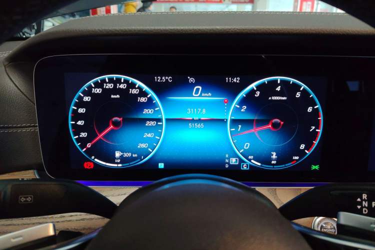 Used Mercedes-Benz E-Class 2022 Revised Version E 300 L Fashion Edition Instrument Cluster