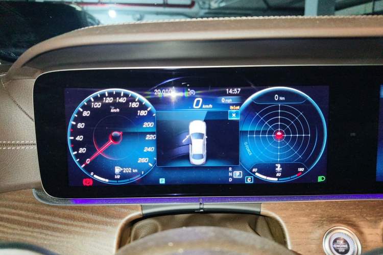 Used Mercedes-Benz E-Class 2022 Revised Version E 300 L Luxury Edition Instrument Cluster