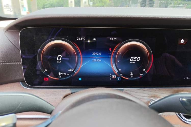 Used Mercedes-Benz E-Class 2022 Second Facelift E 260 L Instrument Cluster