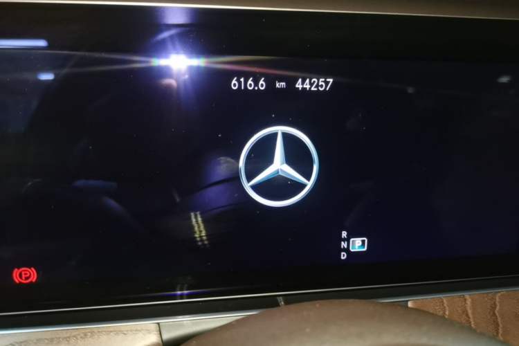 Used Mercedes-Benz E-Class 2022 Updated E 300 L Luxury Edition Instrument Cluster