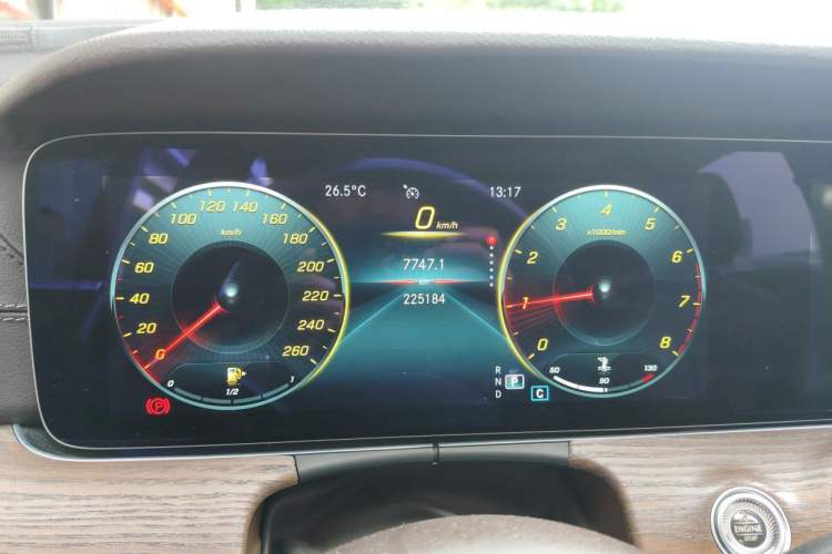 Used Mercedes-Benz E-Class 2022 Second Facelift E 300 L Luxury Edition Instrument Cluster