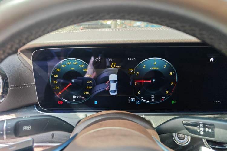 Used Mercedes-Benz E-Class 2022 Second Facelift E 300 L Luxury Edition Instrument Cluster