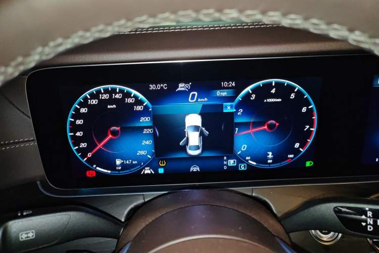 Used Mercedes-Benz E-Class 2022 Second Facelift E 300 L Prestige Edition Instrument Cluster