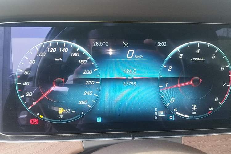 Used Mercedes-Benz E-Class 2022 Updated E 260 L Instrument Cluster