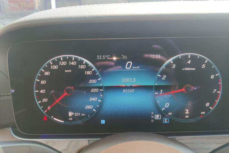 Used Mercedes-Benz E-Class 2022 Second Facelift E 300 L Fashion Edition Instrument Cluster