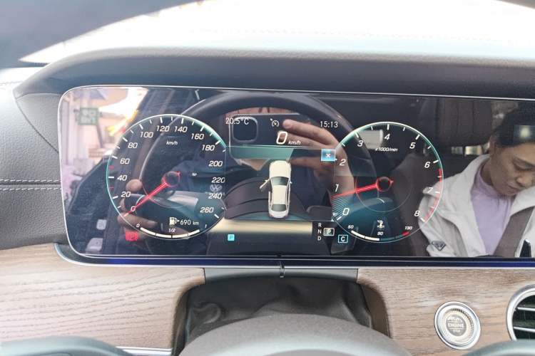 Used Mercedes-Benz E-Class 2022 Second Facelift E 300 L Luxury Edition Instrument Cluster
