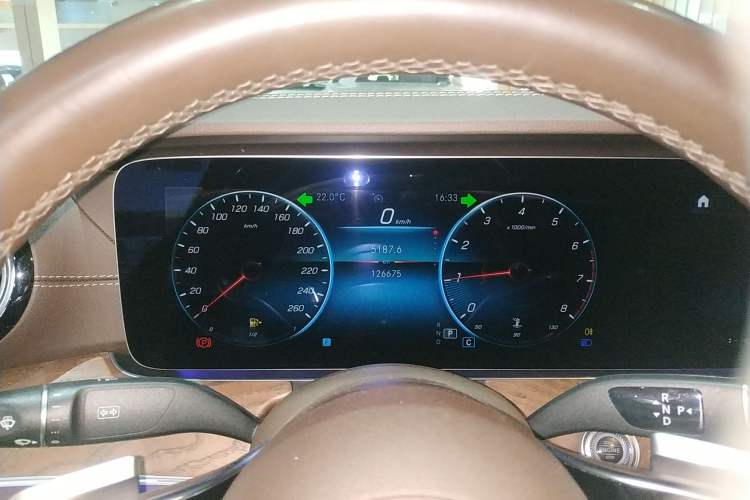Used Mercedes-Benz E-Class 2022 Updated E 300 L Luxury Edition Instrument Cluster