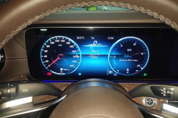 Used Mercedes-Benz E-Class 2022 Updated E 300 L Luxury Edition Instrument Cluster