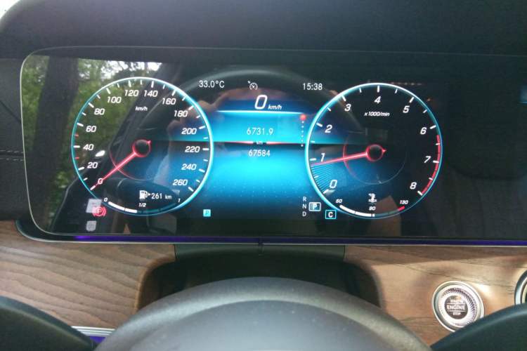 Used Mercedes-Benz E-Class 2022 Revised Version E 300 L Fashion Edition Instrument Cluster