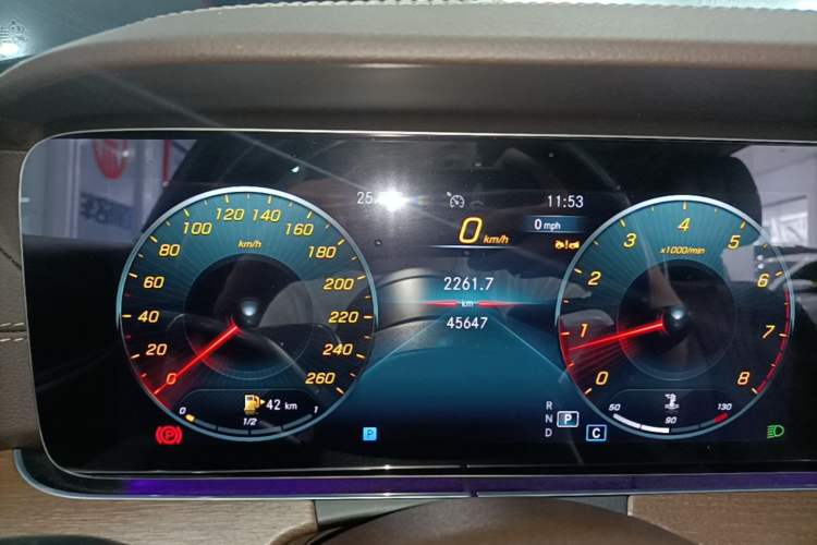 Used Mercedes-Benz E-Class 2022 E 300 L Stylish Model Instrument Cluster